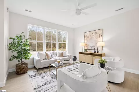 Living - 1650 Clement Rd, Taylors, SC 29687 photo 1 of 1