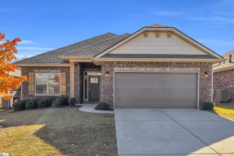 624 Lombard Dr, Boiling Springs, SC 29316