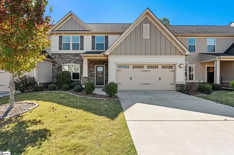 58 Hemingway Ln, Simpsonville, SC 29681