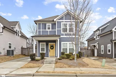 12 Cottage Hill Dr, Greenville, SC 29607