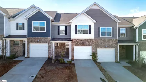 Exterior - 305 E Compass Way, Easley, SC 29640 photo 5 of 6