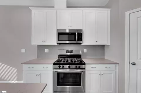 Kitchen - 305 E Compass Way, Easley, SC 29640 photo 2 of 2