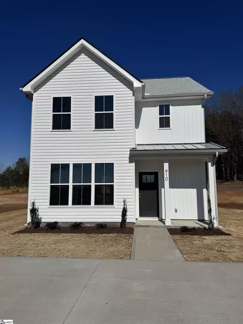 910 Alexander Rd, Taylors, SC 29687