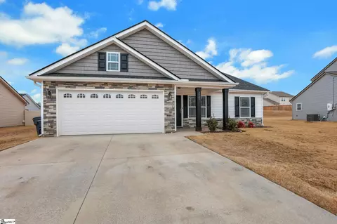 2043 Renata Lee Dr, Lyman, SC 29365