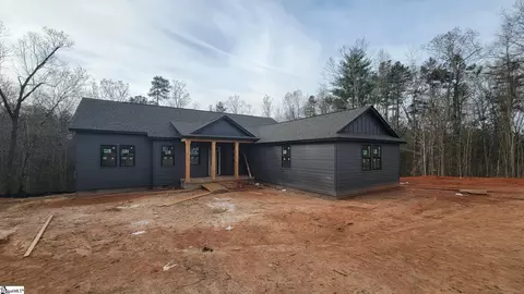 533 Sixteenth Cir, Walhalla, SC 29691