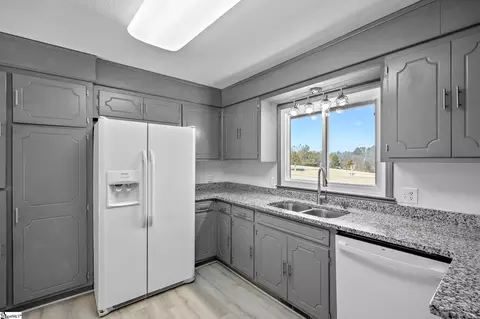 1305 Summers Dr, Pendleton, SC 29670 photo 17