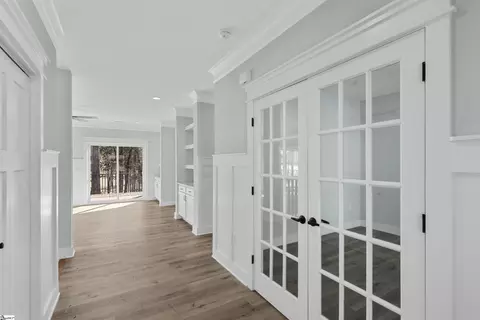 Entry Way - 115 Elliott Cir, Mccormick, SC 29835 photo 2 of 2