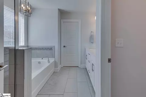 Entry Way - 2103 Greasby Ct, Greer, SC 29651 photo 6 of 6