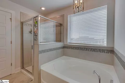 Bath - 2103 Greasby Ct, Greer, SC 29651 photo 2 of 5