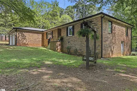 Exterior - 104 Topeka Ln, Pendleton, SC 29670 photo 4 of 6