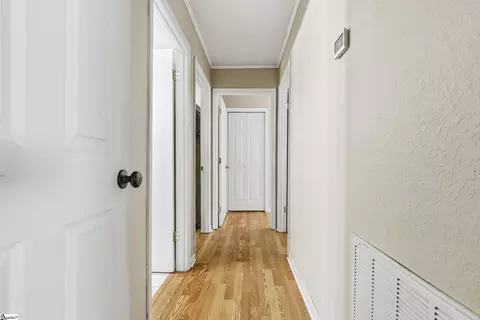 Entry Way - 104 Topeka Ln, Pendleton, SC 29670 photo 6 of 6