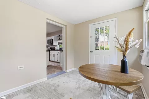 Entry Way - 104 Topeka Ln, Pendleton, SC 29670 photo 5 of 6