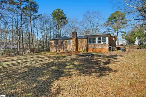 Exterior - 104 Topeka Ln, Pendleton, SC 29670 photo 3 of 6