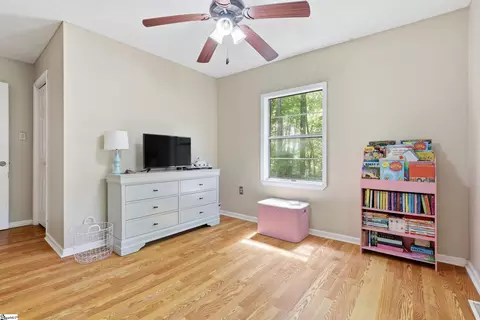Bedroom - 104 Topeka Ln, Pendleton, SC 29670 photo 3 of 5