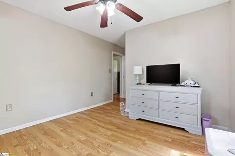 Bedroom - 104 Topeka Ln, Pendleton, SC 29670 photo 4 of 5