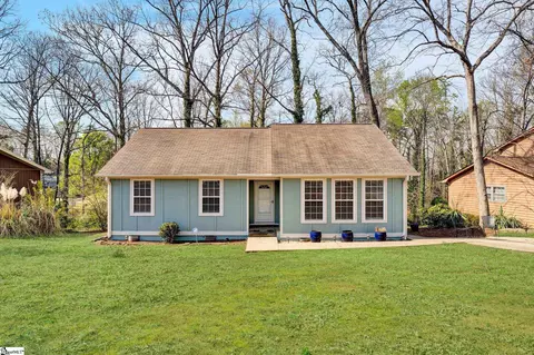317 Seven Oaks Ln, Spartanburg, SC 29301
