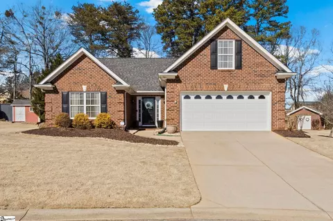 625 Ashley Commons Ct, Greer, SC 29651