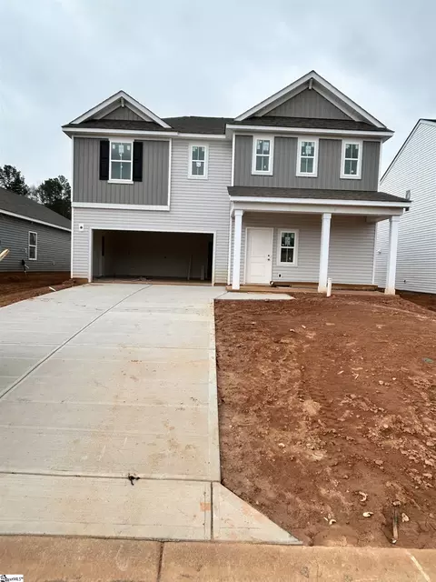 8 Torwood St, Fountain Inn, SC 29644