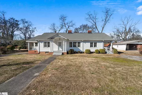 310 River St, Belton, SC 29627