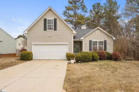 3 Headwater Ct, Simpsonville, SC 29680