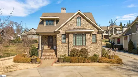 26 Buist Ave, Greenville, SC 29609