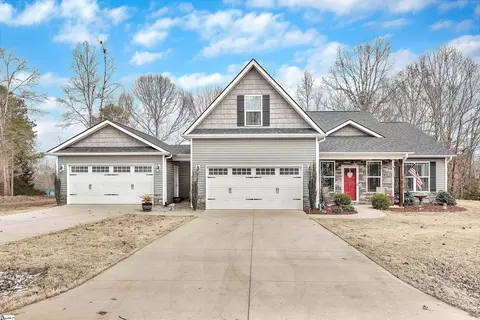 160 Inlet Pointe Dr, Anderson, SC 29625