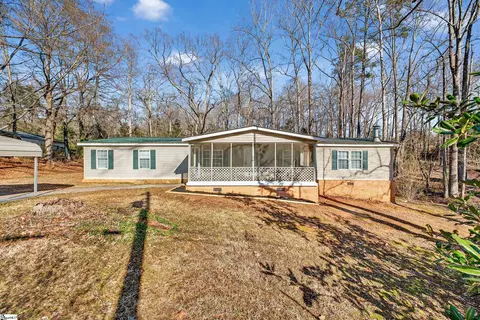 138 Medlin Dr, Pickens, SC 29671