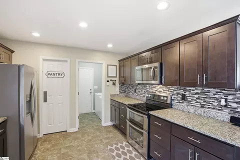 Kitchen - 202 Muth Ave, Pelzer, SC 29669 photo 4 of 5