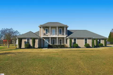 202 Muth Ave, Pelzer, SC 29669