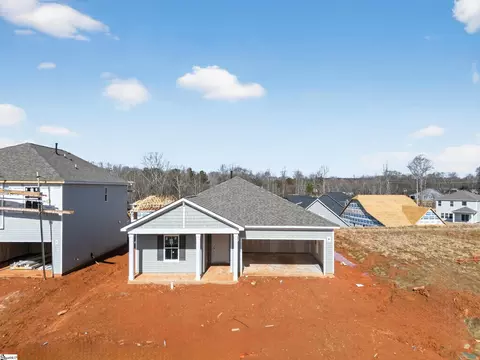 10 Torwood St, Fountain Inn, SC 29644
