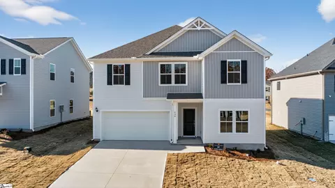 12 Torwood St, Fountain Inn, SC 29644