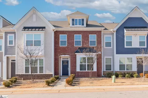 10 Leander Dr, Greer, SC 29651