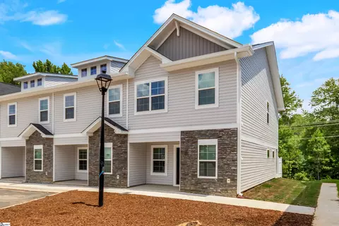 137 Foundation Way, Simpsonville, SC 29681