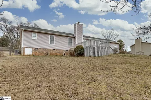 Exterior - 43 Rollingreen Rd, Greer, SC 29651 photo 5 of 8