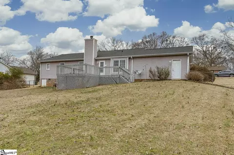 Exterior - 43 Rollingreen Rd, Greer, SC 29651 photo 6 of 8