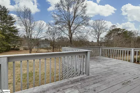 Exterior - 43 Rollingreen Rd, Greer, SC 29651 photo 3 of 8