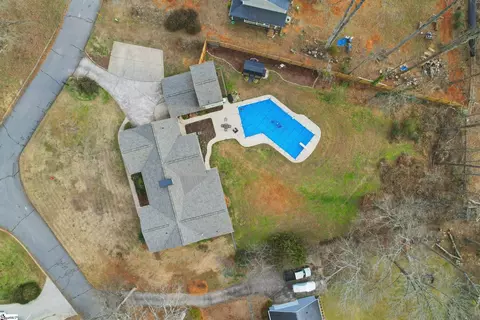 View/Area - 400 Clarendon Dr, Easley, SC 29642 photo 2 of 2