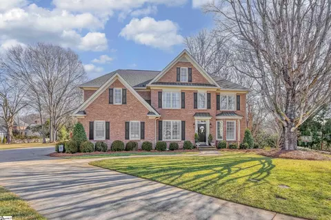 17 Gilder Point Ct, Simpsonville, SC 29681