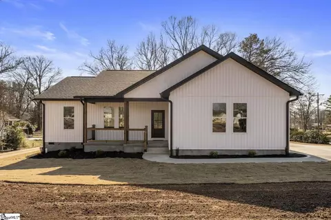 191 Murdock Dr, Belton, SC 29627