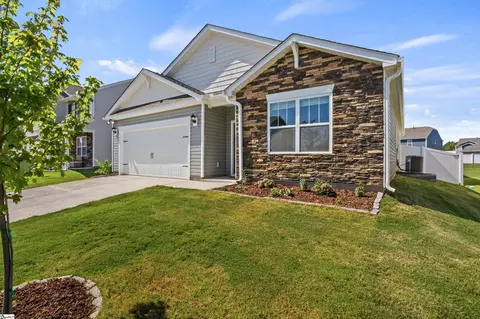 335 Glass Rd, Piedmont, SC 29673