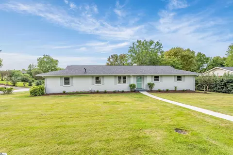 110 Leyswood Dr, Greenville, SC 29615