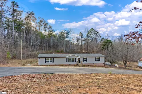 34 Mccauley Ln, Travelers Rest, SC 29690