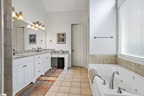 Bath - 1 Riverstone Way, Greer, SC 29651 photo 2 of 4