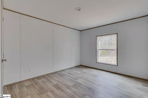 852 Black Snake Rd, Easley, SC 29640 photo 12