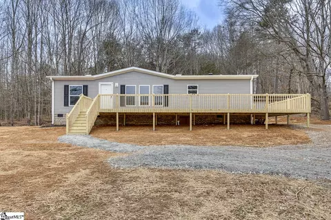 852 Black Snake Rd, Easley, SC 29640 photo 2