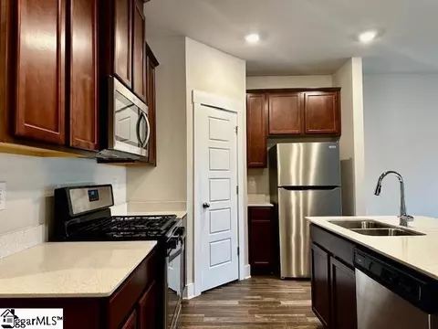Kitchen - 209 Quickstep Dr, Greer, SC 29650 photo 2 of 7
