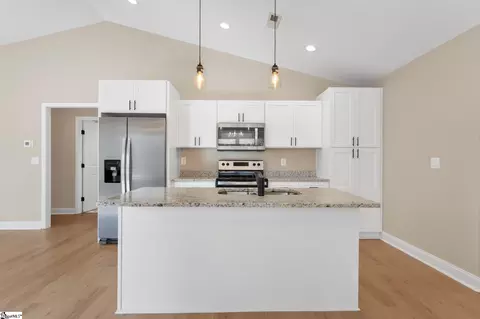 505 Hillside Dr, Walhalla, SC 29691 photo 9