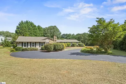 1016 Old Boiling Springs Rd, Greer, SC 29650
