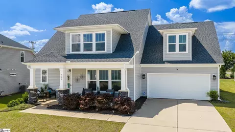 569 Fenwick Dr, Woodruff, SC 29388