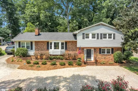 1009 Edwards Rd, Greenville, SC 29615